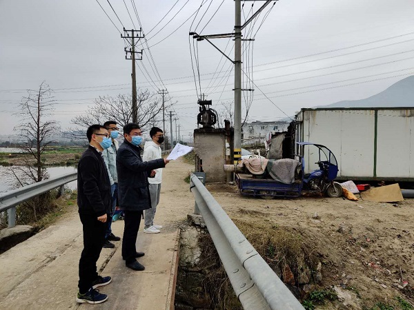 2月24日水投公司总经理带队检查.jpg 2月24日水投公司总经理带队检查.jpg